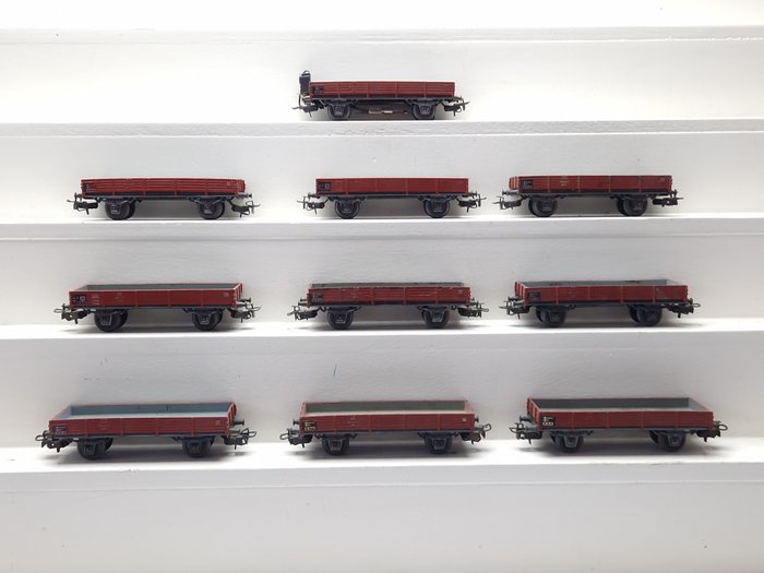 Märklin H0 - 4503 - Model train freight carriage (10) - 10x low side cars, 1 with end light - DB