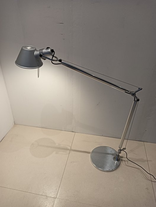 Artemide - Michele De Lucchi, Giancarlo Fassina - 桌燈 - 托洛梅奧·塔沃洛 - 塑料, 鋁, 鋼