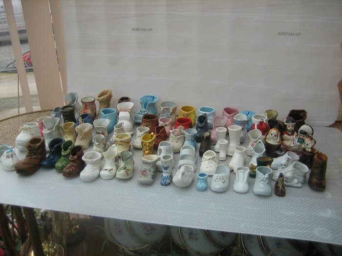 Teemakokoelma - Miniatyyri kenkien kokoelma
