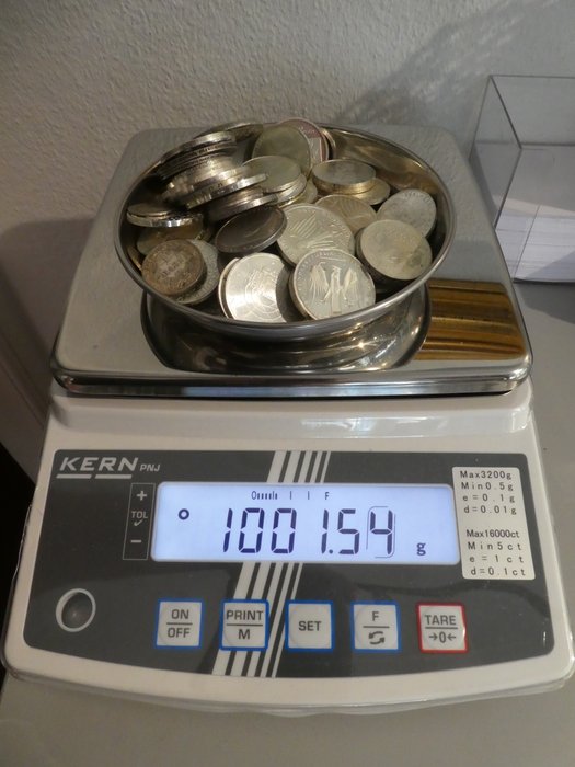 Mondo. Lot of 1 Kilo SILVER coins incl. numismatic coins