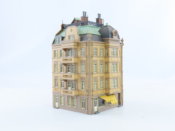 Faller H0 - 130918 - Bâtiments pour trains miniatures (1) - Maison d'angle sur la "Goethestraße"
