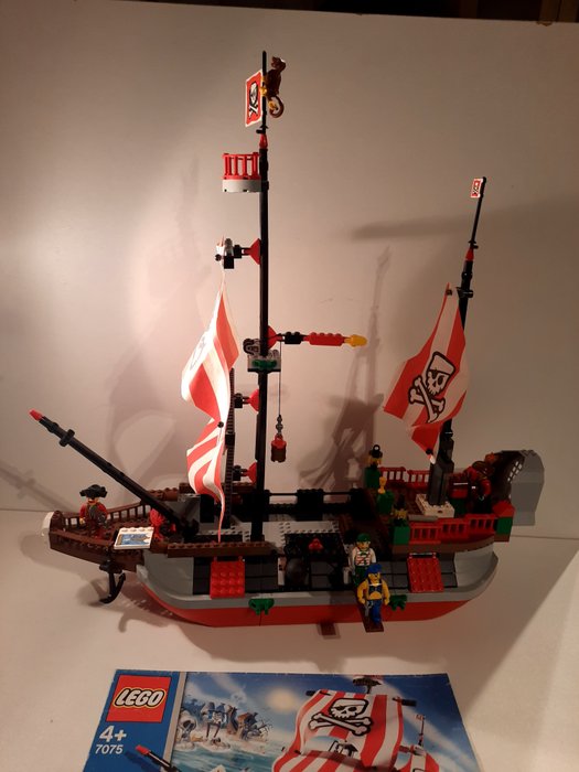 Lego - 7075 - Pirates Kapitein Roodbaards piratenschip