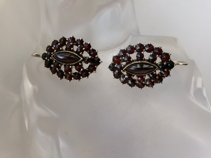 No Reserve Price Earrings - Gold-plated, Silver Garnet 