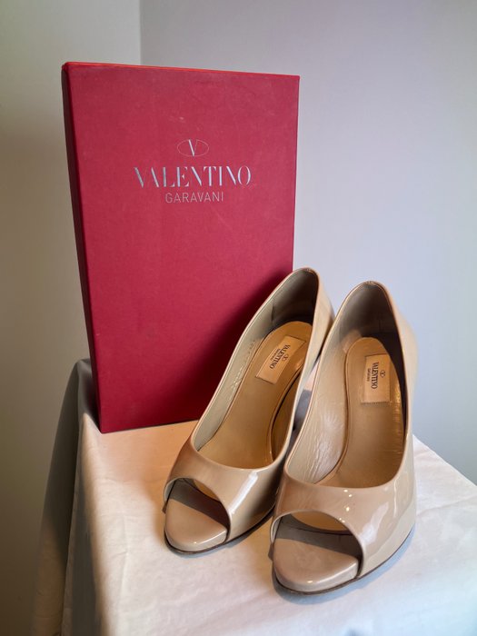 Valentino - Sko med høye hæler - Størrelse: Shoes / EU 38.5