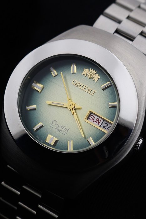Orient - Crystal - Automatic - Day/Date - Zonder Minimumprijs - 48741 - Heren - 1970-1979