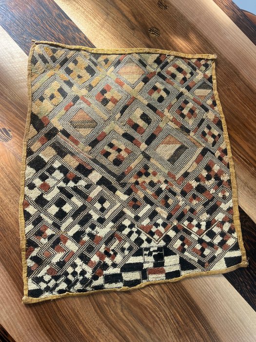 庫巴地毯 - 剛果民主共和國  (沒有保留價)