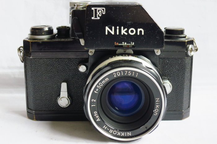 Nikon F Photomic FTN + Nikkor-H Auto 50mm f/2 Kameralins