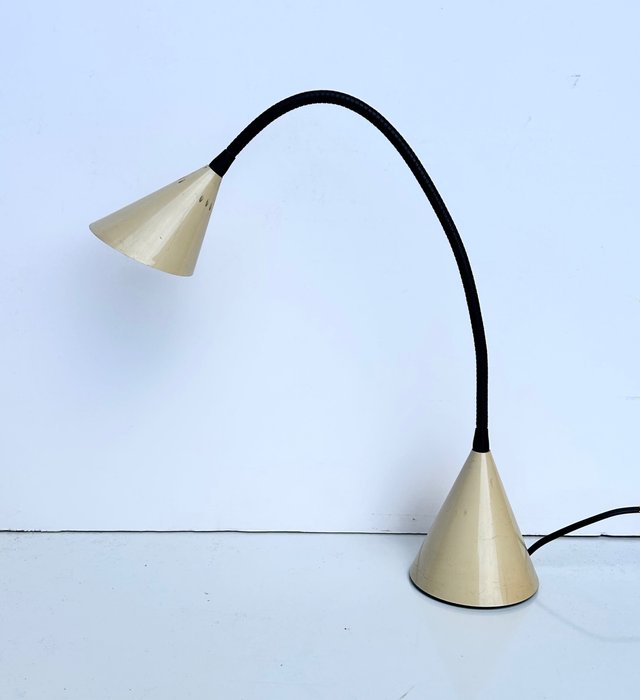 Egoluce - Bordslampa (1) - vrida - Metall, Plast