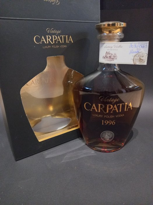 Carpatia 1996 - Luxury Vintage Vodka - 700 毫升