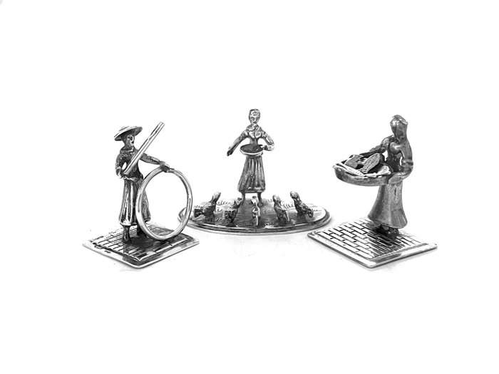 Miniature figure -  (3) - Silver