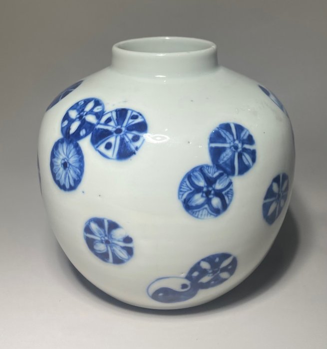 Kuglevase med blå og hvid dekoration - Porcelæn - Kina - Kina for Vietnam det 19. århundrede