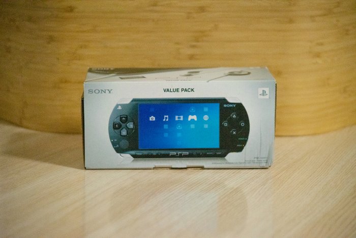 Sony - PSP 1004K - 掌上電動遊戲 (1) - 帶原裝盒