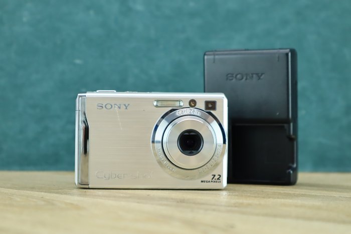 Sony Cyber-Shot DSC-W80 | Carl Zeiss 2,8-5,2/5,8-17,4 #CCDcamera Câmera digital compacta