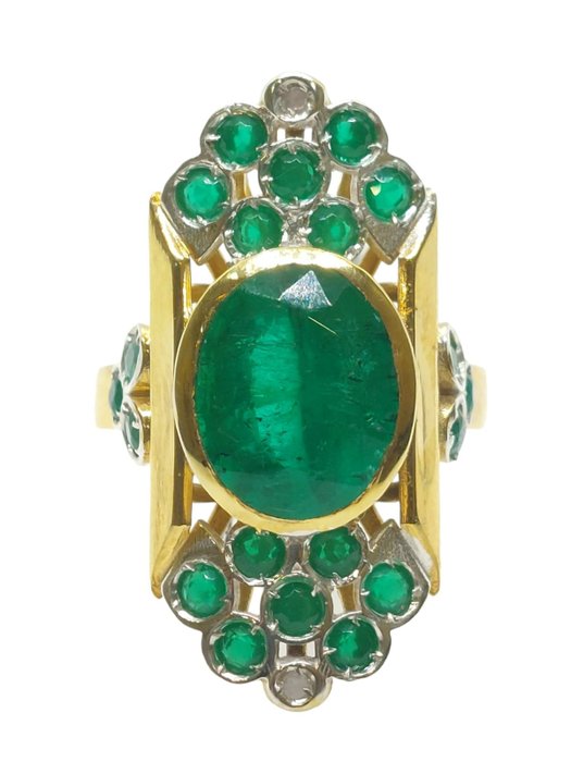 No Reserve Price Ring - Silver, Yellow gold  8.00ct. Emerald - Emerald 