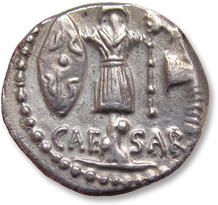 Római Köztársaság (Imperatorial). Julius Caesar. Denarius military mint traveling with C. Julius Caesar in Illyria (Apollonia?) circa 48 B.C.