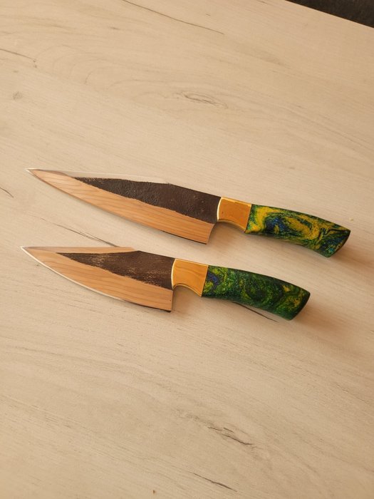 Küchenmesser - Chef's knife - Harz, Messing, Kohlenstoffstahl - Japan