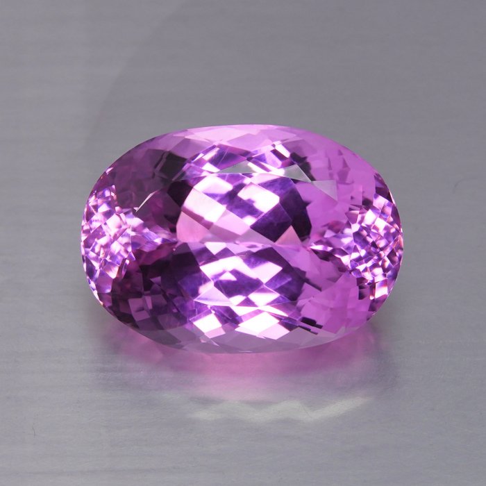 1 pcs 紫色 粉色 紫锂辉石 - 32.47 ct