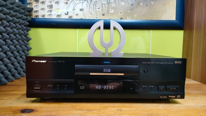 Pioneer - DV-717 - DVD / CD player