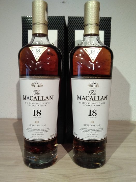 Macallan 18 years old - Sherry Oak Cask 2018 & 2019 Release - Original bottling  - 700ml - 2 bottles