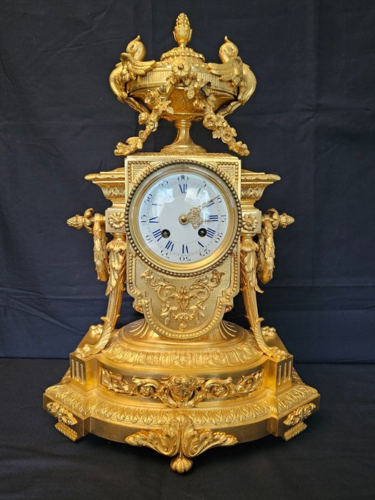 壁炉架时钟 - 台钟 - 路易十六世式风格 - 镀金青铜 - 1850-1900