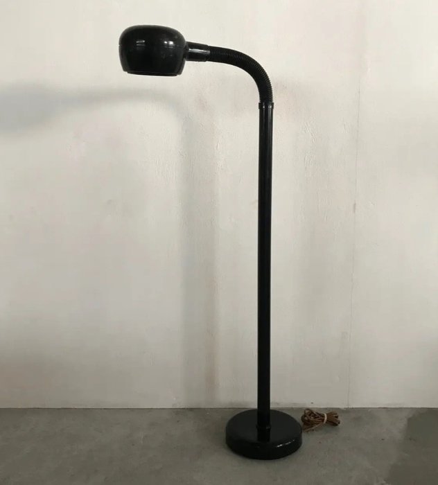 AB Fagerhults - Fagerhult Design Studio - Lampa podłogowa - Kobra 64630 - Plastikowy