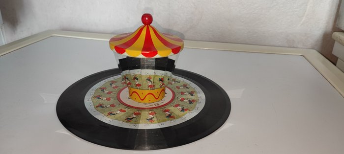 Red Raven - Mirror illusion for 78 rpm 圓盤形留聲機
