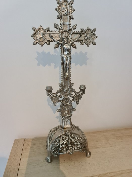 Kruzifix (1) - Gotischer Stil - Rohzink - 1900-1910