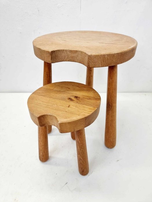Mesas encaixáveis - Duas mesas laterais de carvalho