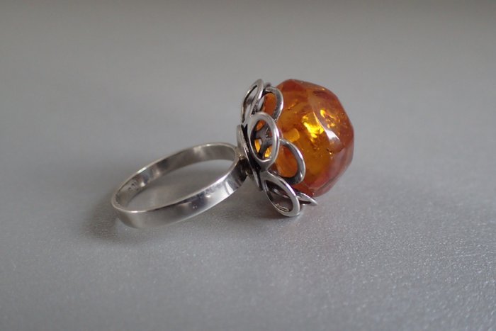 Ring met grote amber Cabochon en cirkel decoratie (Bauhaus Era) - 银 - 戒指