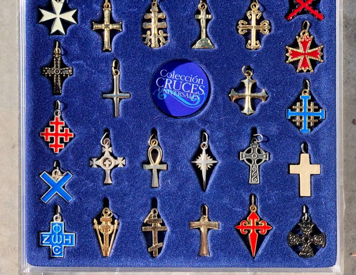 Coleção temática - Coleção de 30 cruzes suspensas universais
