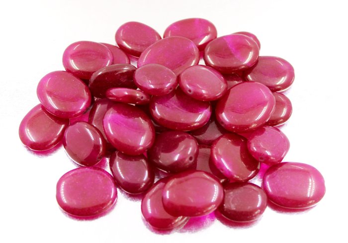 35 große Rubine, wirklich schöne handgefertigte ovale flache Perlen mit 805,5 ct. poliert- 161.3 g