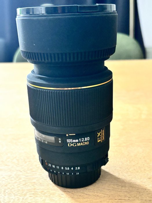 Sigma 105/2.8 D DG macro (Nikon AF-D) Makro-objektiivi