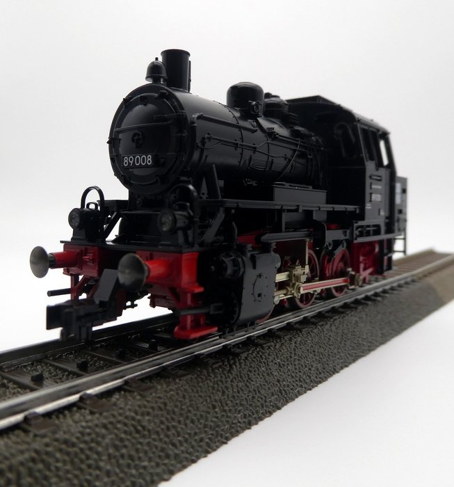 Fleischmann H0 - 4021 MV / 631001 - Dampflokomotive (1) - BR 89 008 DR - Epoca III - DR (DDR)