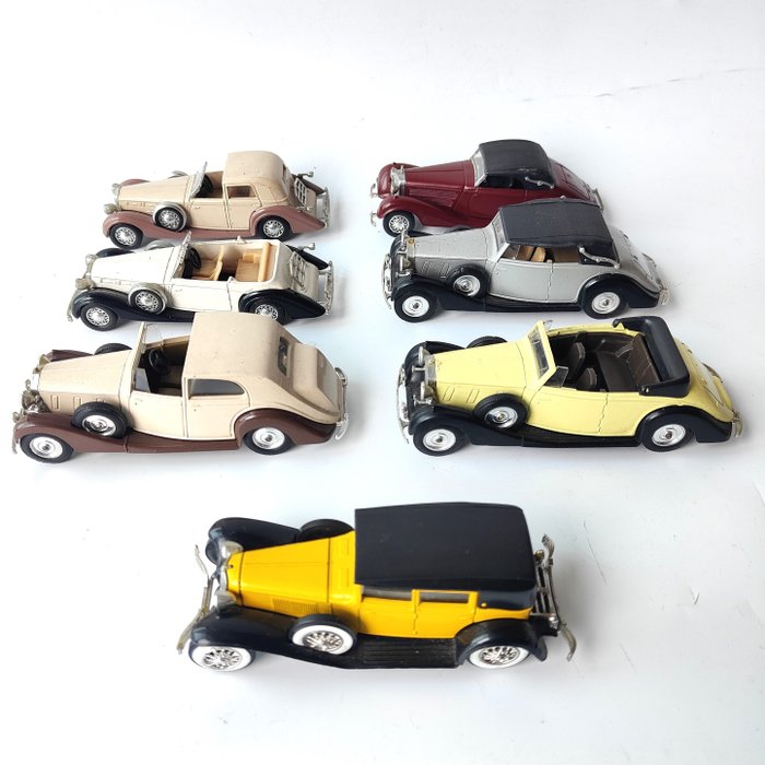 Solido 1:43 - 7 - Modellbil - Lot of 7 Vintage Cars - Solido, France