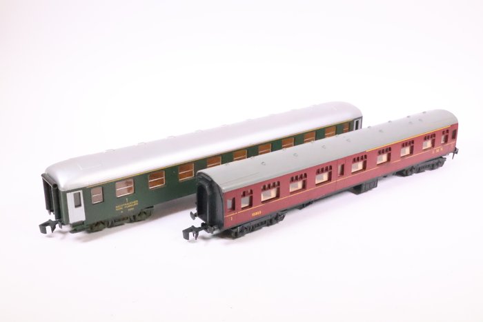 Lima 0 - 模型客運火車 (2) - 兩節車廂 - British Rail, SBB