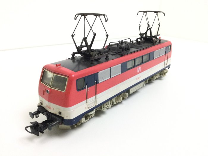 Märklin H0 - uit set 2859 - Locomotora eléctrica (1) - BR 111 "Locomotora de demostración", Digital - DB