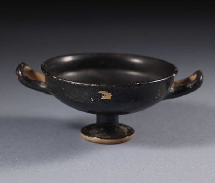 古希臘，邁錫尼 閣樓 Kylix 釉面器皿。20 釐米寬