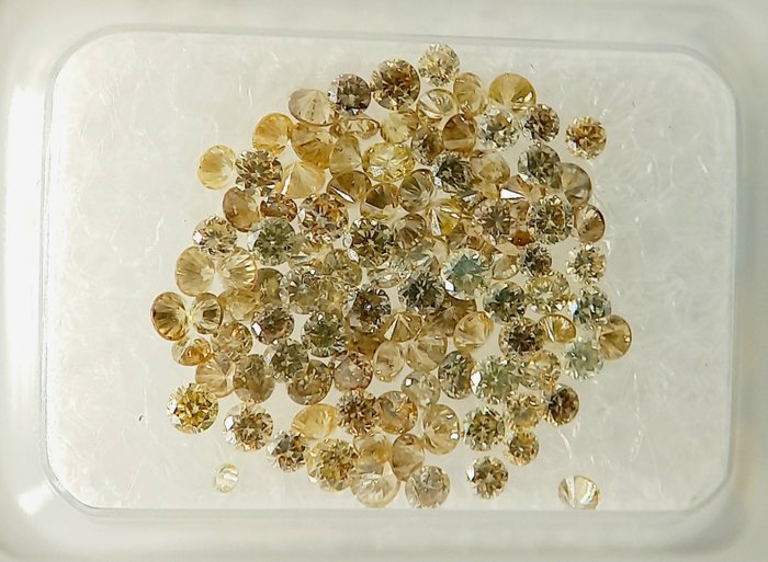 105 pcs 钻石 - 1.73 ct - 明亮型 - 中彩黄带褐 - I1 内含一级, VS1 轻微内含一级