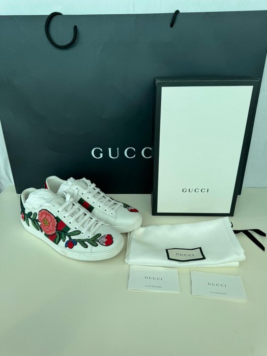 Gucci - Korkeavartiset lenkkarit - Koko: Shoes / EU 38