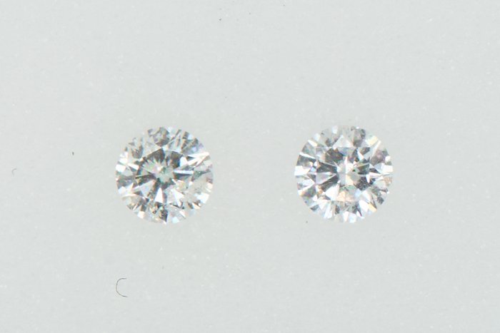 2 pcs Diamantes - 0.24 ct - Redondo - NO RESERVE PRICE - F - G - I