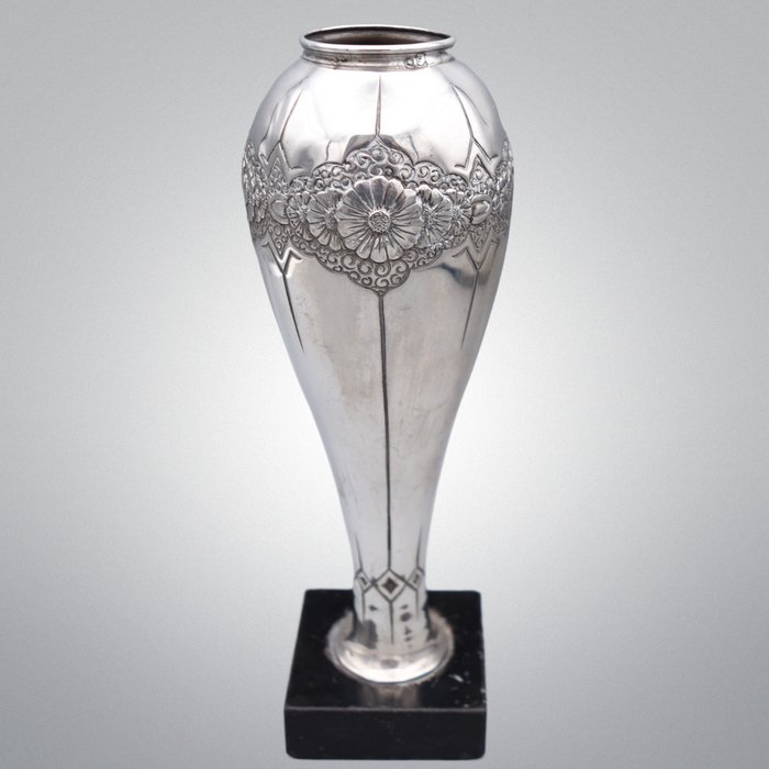 Vase  - .833 Silber