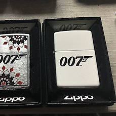 Zippo – Zippo 2023 set van 2 James Bond aanstekers – Aansteker – Staal
