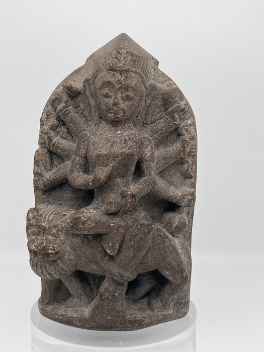 Durgamahisasuramardini - Stein - Indien - 20. Jahrhundert