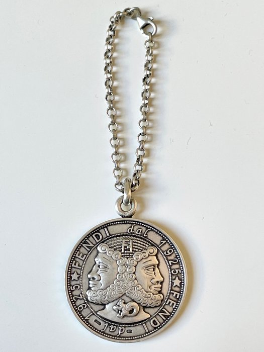 Fendi - Argint - Amuletă