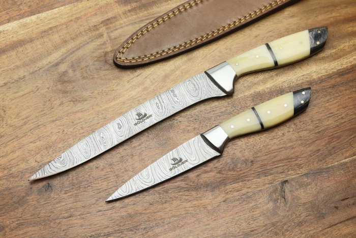 Söldjer - Bordkniv (2) - Udskæringskniv og Utility kniv, Håndlavet og knivskarp - Knogle, Træ, foldet 15N20&1095 stål