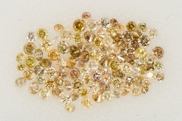 101 pcs Diamanten - 0.89 ct - Runden - NO RESERVE PRICE - Light to Fancy Mix Yellow - I1, I2, SI1, SI2, I3