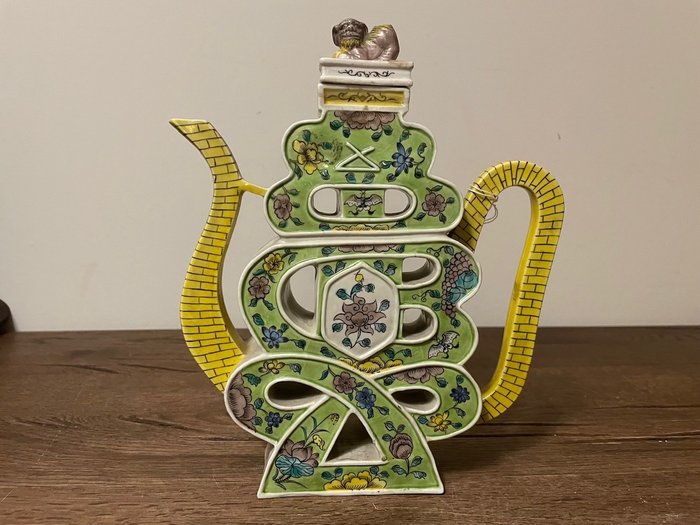 茶壶 - 瓷