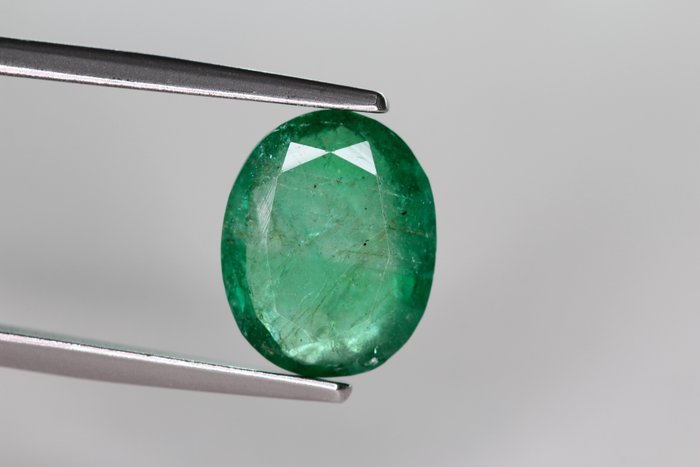 No Reserve Price Emerald  - 2.48 ct - International Gemological Institute (IGI)