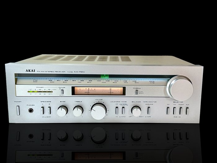Akai - AA-R20 Solid state stereo receiver
