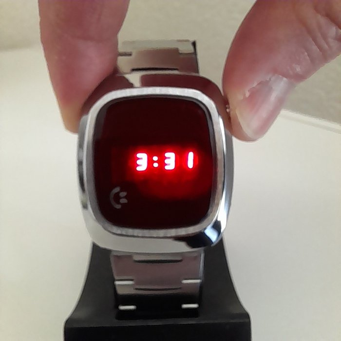 Commodore France SA - LED Watch CBM TIME - Bez ceny minimalnej
 - Unisex - 1970-1979
